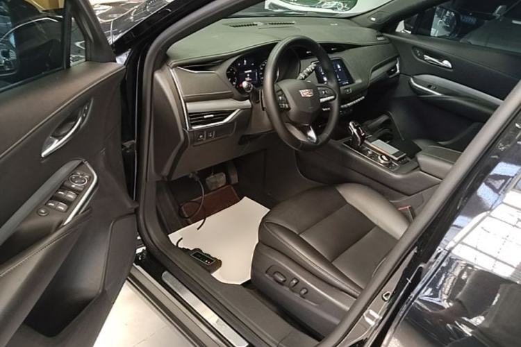 Used Cadillac XT4 2021 28T Two-Wheel Drive Leading Version Driver Seat