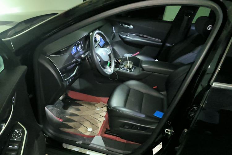 Used Cadillac XT4 2021 28T Two-Wheel Drive Tech Edition Driver Seat