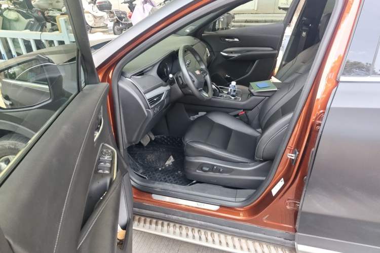 Used Cadillac XT4 2021 28T Two-Wheel Drive Leading Version Driver Seat