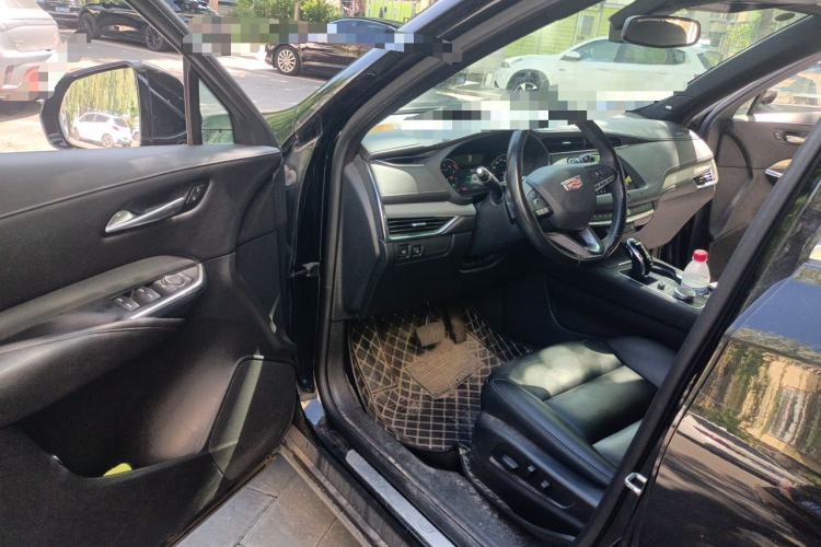 Used Cadillac XT4 2021 28T Two-Wheel Drive Leading Version Driver Seat