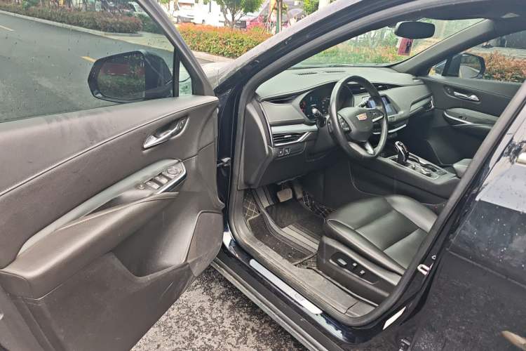 Used Cadillac XT4 2021 28T Two-Wheel Drive Luxury Version Driver Seat