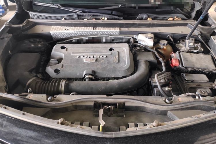 Used Cadillac XT4 2021 28T Two-Wheel Drive Luxury Version Engine Bay