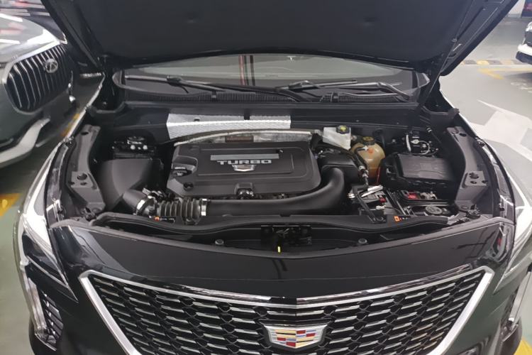 Used Cadillac XT4 2021 28T Two-Wheel Drive Tech Edition Engine Bay