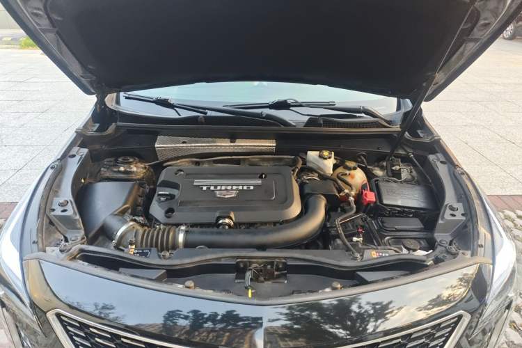 Used Cadillac XT4 2021 28T Two-Wheel Drive Tech Edition Engine Bay