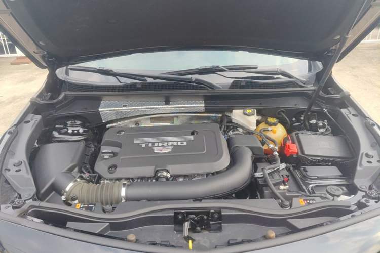 Used Cadillac XT4 2021 28T Two-Wheel Drive Leading Version Engine Bay