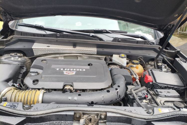 Used Cadillac XT4 2021 28T Two-Wheel Drive Tech Edition Engine Bay