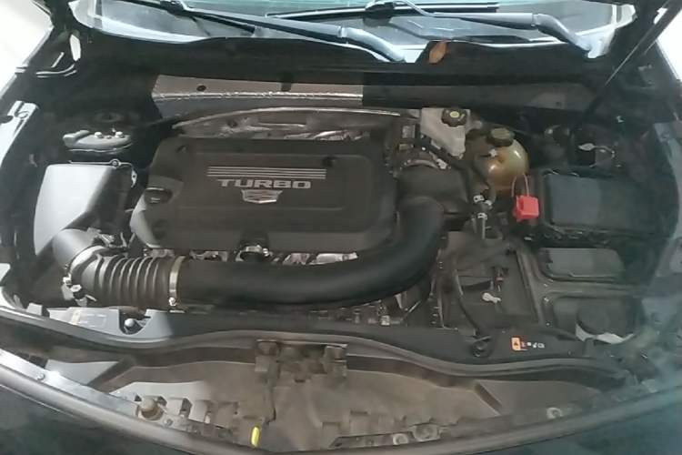 Used Cadillac XT4 2021 28T Two-Wheel Drive Leading Version Engine Bay