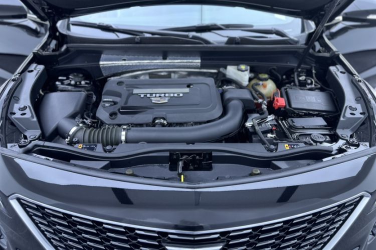 Used Cadillac XT4 2021 28T Two-Wheel Drive Leading Version Engine Bay