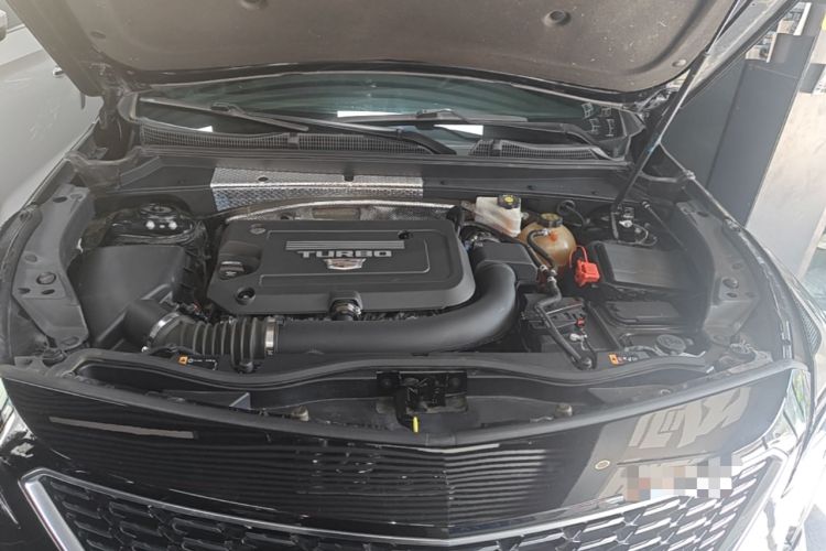 Used Cadillac XT4 2021 28T Two-Wheel Drive Tech Edition Engine Bay