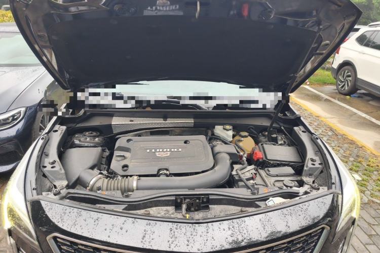 Used Cadillac XT4 2021 28T Two-Wheel Drive Tech Edition Engine Bay