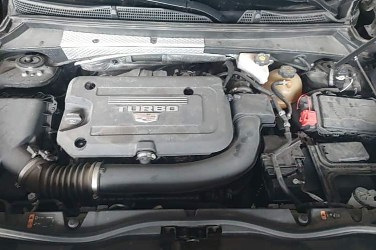 Used Cadillac XT4 2021 28T Two-Wheel Drive Leading Version Engine Bay