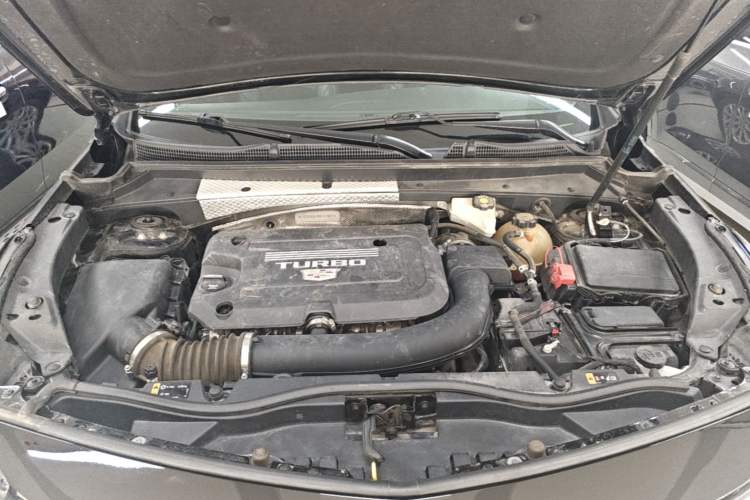 Used Cadillac XT4 2021 28T Two-Wheel Drive Tech Edition Engine Bay