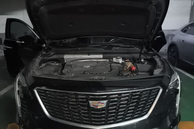 Used Cadillac XT4 2021 28T Four-Wheel-Drive Leading Edition Engine Bay