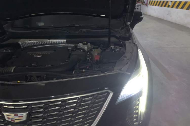 Used Cadillac XT4 2021 28T Two-Wheel Drive Leading Version Engine Bay Left