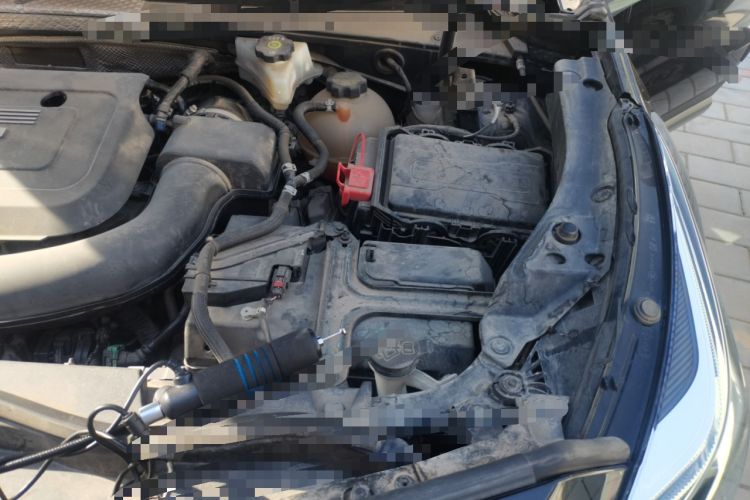 Used Cadillac XT4 2021 28T Two-Wheel Drive Leading Version Engine Bay Left
