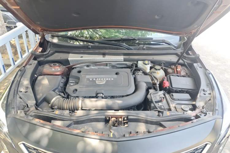 Used Cadillac XT4 2021 28T Two-Wheel Drive Leading Version Engine Bay