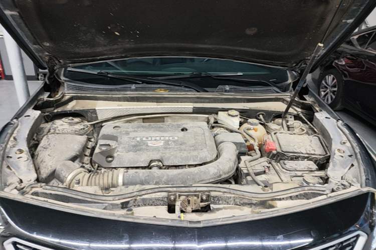 Used Cadillac XT4 2021 28T Two-Wheel Drive Luxury Version Engine Bay