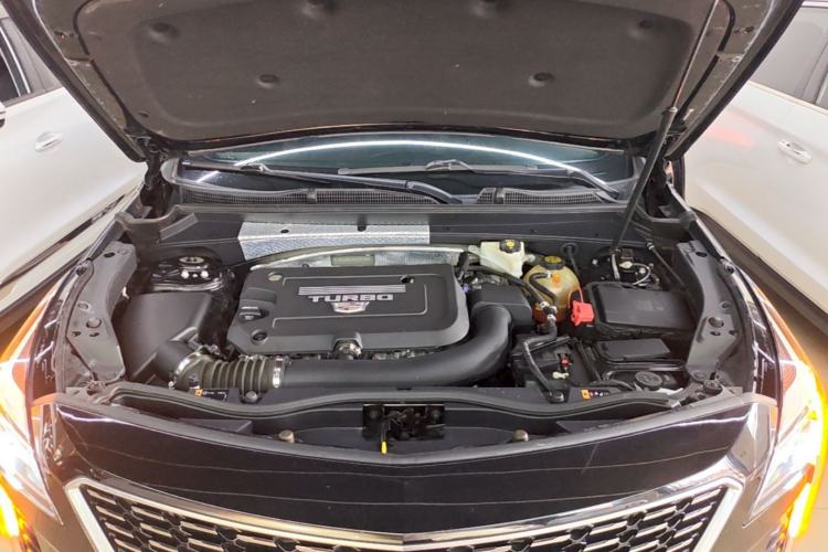 Used Cadillac XT4 2021 28T Two-Wheel Drive Leading Version Engine Bay