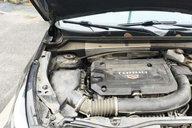 Used Cadillac XT4 2021 28T Two-Wheel Drive Tech Edition Engine Bay Right