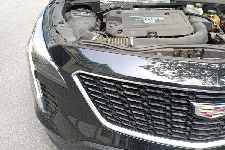 Used Cadillac XT4 2021 28T Two-Wheel Drive Leading Version Engine Bay Right