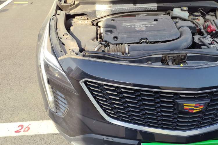 Used Cadillac XT4 2021 28T Two-Wheel Drive Leading Version Engine Bay Right
