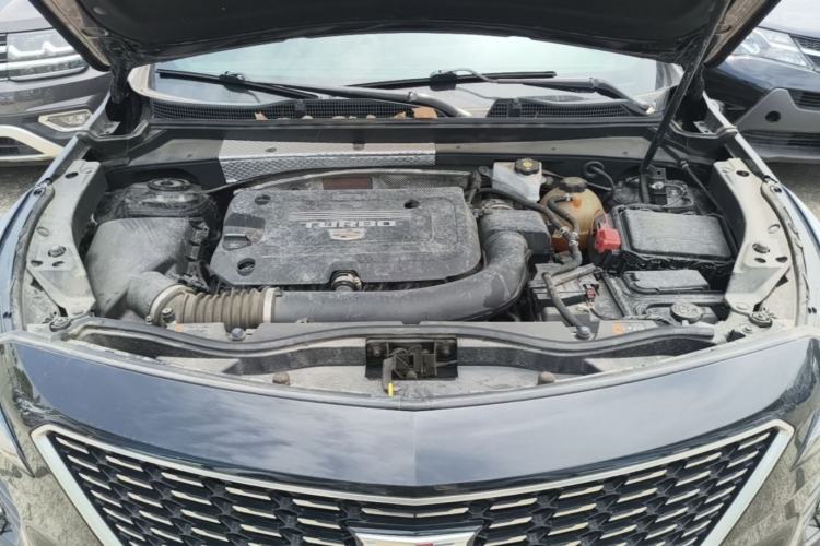 Used Cadillac XT4 2021 28T Two-Wheel Drive Tech Edition Engine Bay