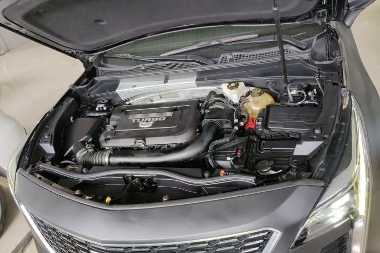 Used Cadillac XT4 2021 28T Two-Wheel Drive Tech Edition Engine Bay