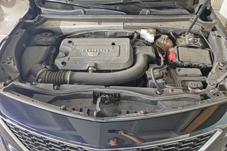 Used Cadillac XT4 2021 28T Two-Wheel Drive Tech Edition Engine Bay