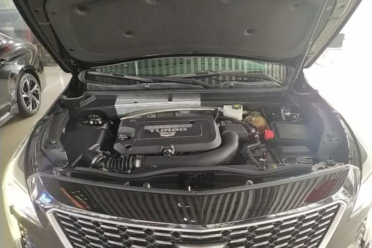 Used Cadillac XT4 2021 28T Two-Wheel Drive Leading Version Engine Bay