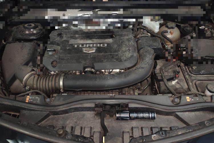 Used Cadillac XT4 2021 28T Two-Wheel Drive Tech Edition Engine Bay