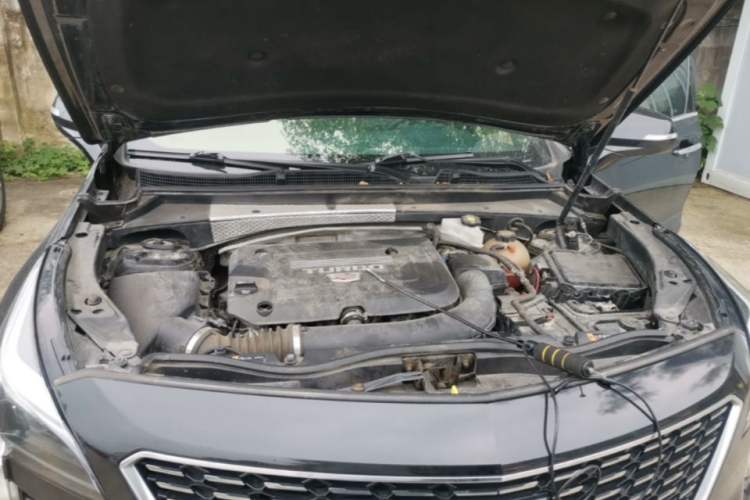 Used Cadillac XT4 2021 28T Two-Wheel Drive Tech Edition Engine Bay