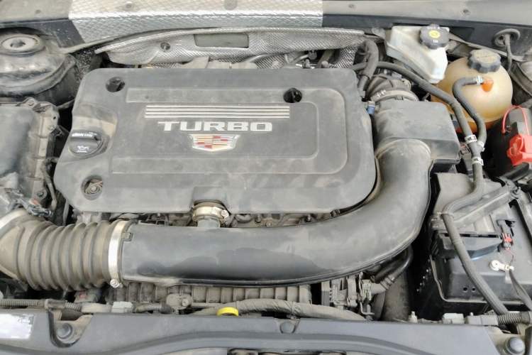 Used Cadillac XT4 2021 28T Two-Wheel Drive Tech Edition Engine Bay