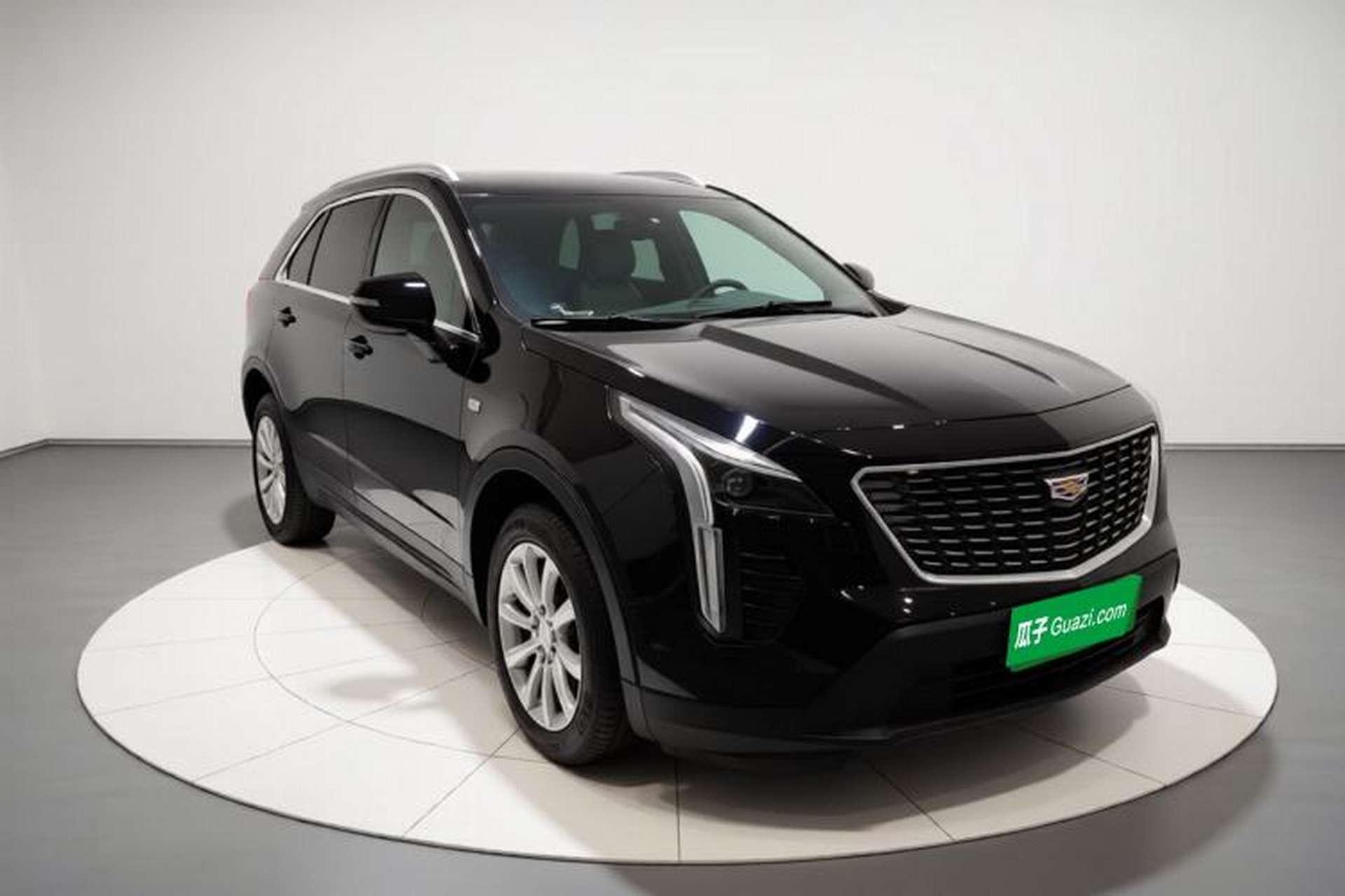 Used Cadillac XT4 2021 28T Two-Wheel Drive Tech Edition Exterior 2