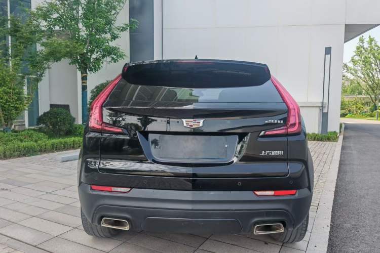 Used Cadillac XT4 2021 28T Two-Wheel Drive Tech Edition Exterior 4