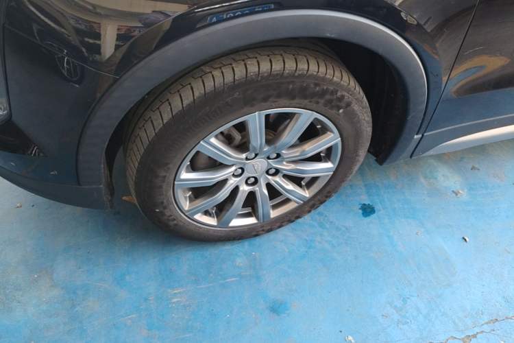 Used Cadillac XT4 2021 28T Two-Wheel Drive Leading Version Exterior 4
