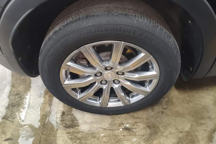 Used Cadillac XT4 2021 28T Two-Wheel Drive Leading Version Exterior 5
