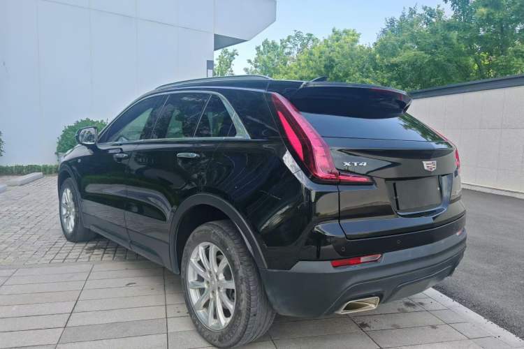 Used Cadillac XT4 2021 28T Two-Wheel Drive Tech Edition Exterior 5