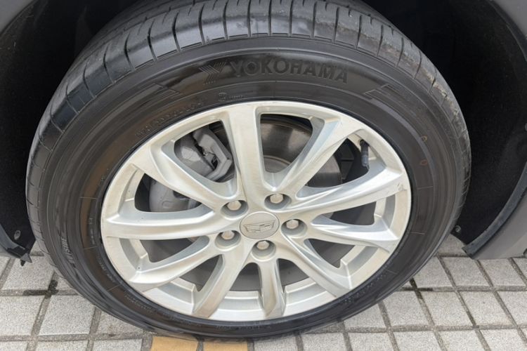 Used Cadillac XT4 2021 28T Two-Wheel Drive Tech Edition Exterior 8