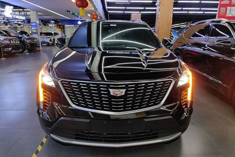 Used Cadillac XT4 2021 28T Two-Wheel Drive Leading Version Front