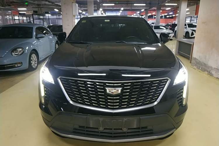 Used Cadillac XT4 2021 28T Two-Wheel Drive Leading Version Front