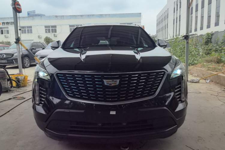 Used Cadillac XT4 2021 28T Two-Wheel Drive Tech Edition Front