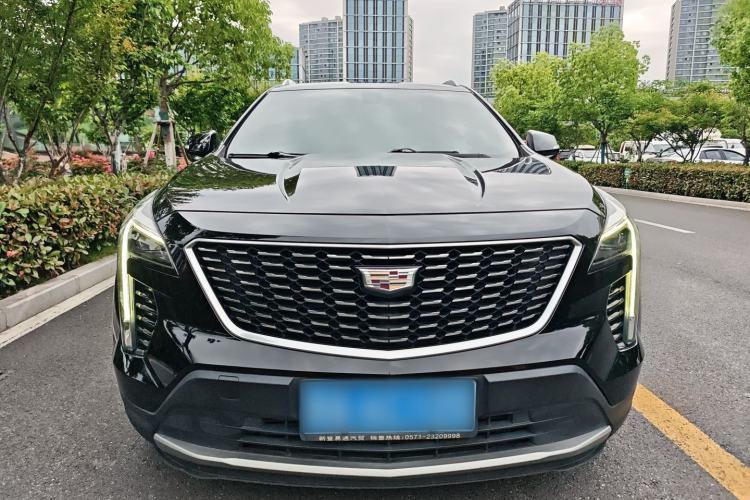 Used Cadillac XT4 2021 28T Two-Wheel Drive Leading Version Front
