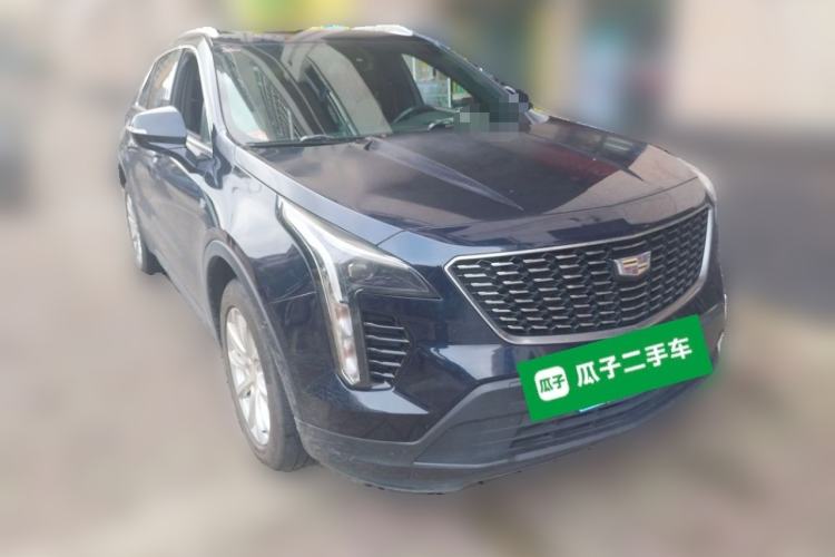 Used Cadillac XT4 2021 28T Two-Wheel Drive Tech Edition Front Right 45 Deg