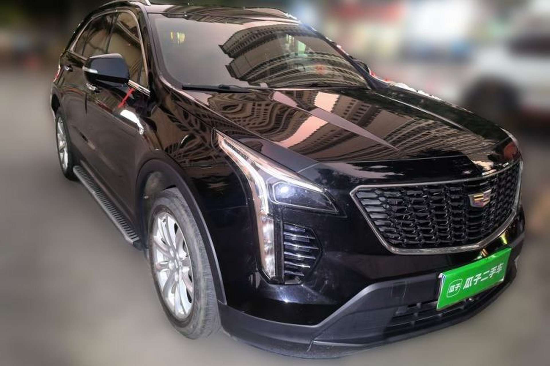 Used Cadillac XT4 2021 28T Two-Wheel Drive Tech Edition Front Right 45 Deg