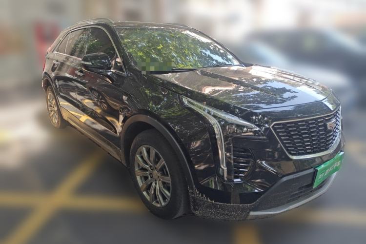 Used Cadillac XT4 2021 28T Two-Wheel Drive Leading Version Front Right 45 Deg