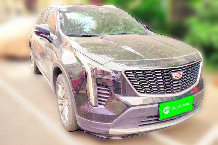 Used Cadillac XT4 2021 28T Two-Wheel Drive Leading Version Front Right 45 Deg