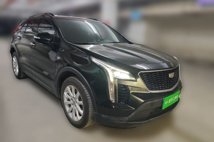 Used Cadillac XT4 2021 28T Two-Wheel Drive Tech Edition Front Right 45 Deg