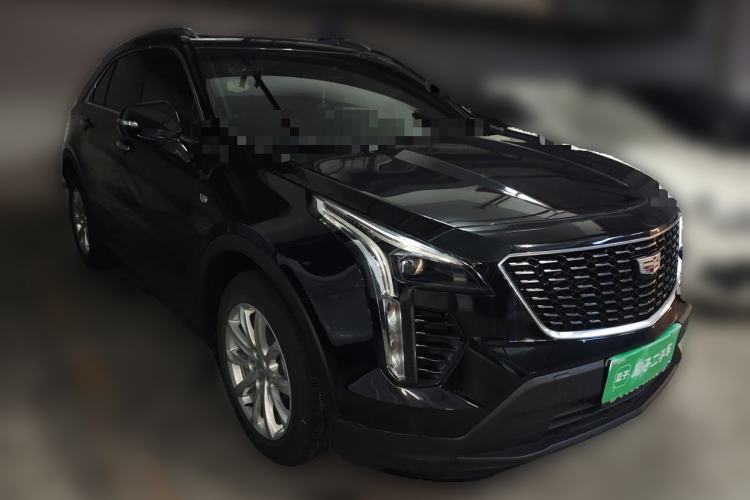 Used Cadillac XT4 2021 28T Two-Wheel Drive Tech Edition Front Right 45 Deg