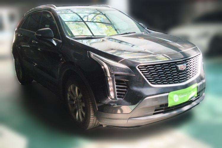 Used Cadillac XT4 2021 28T Two-Wheel Drive Tech Edition Front Right 45 Deg