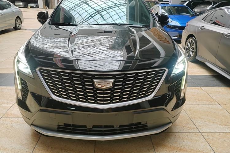 Used Cadillac XT4 2021 28T Two-Wheel Drive Leading Version Front